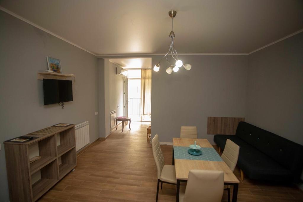 Apartamento Amazing Magnolia Batumi Exterior foto