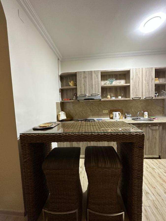 Apartamento Amazing Magnolia Batumi Exterior foto